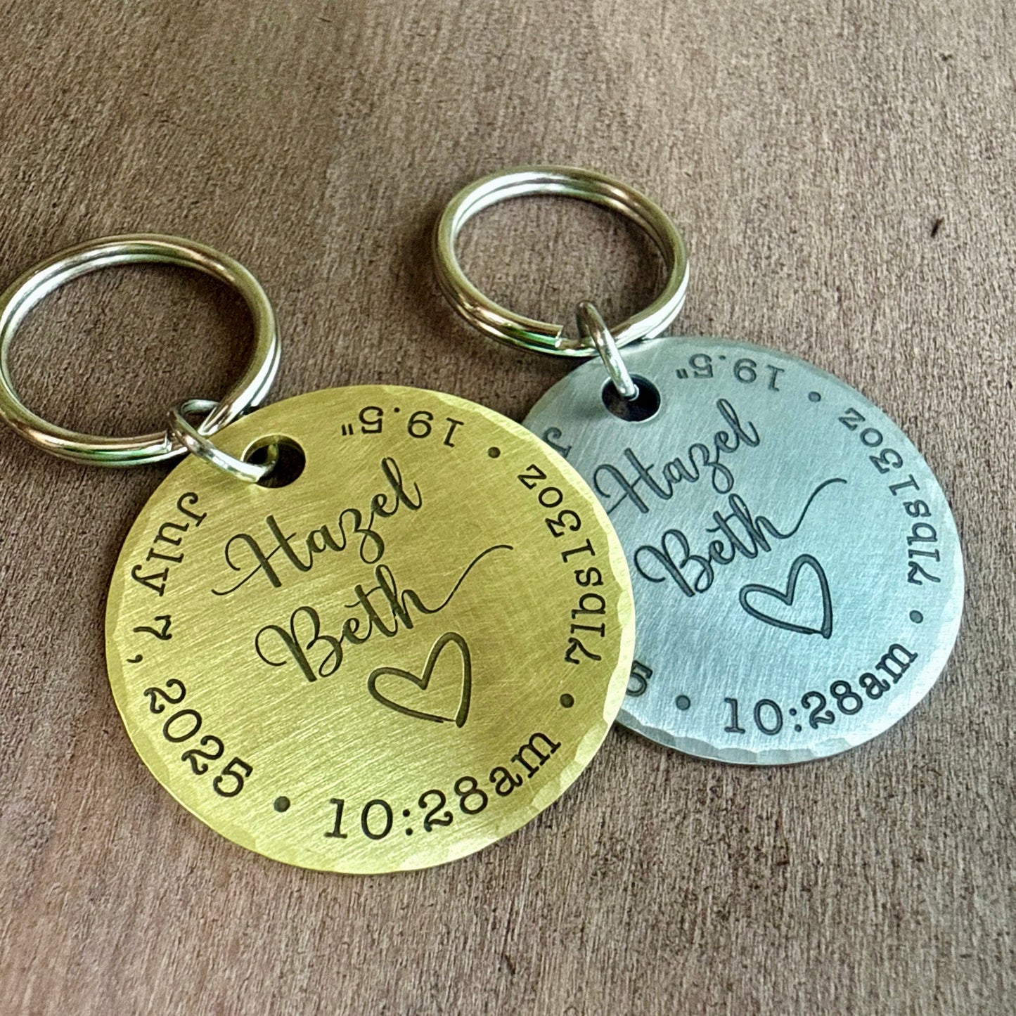 Baby Arrival Gifts - Personalized Baby Birth Stats Keychain - Sentimental Gift for New Moms