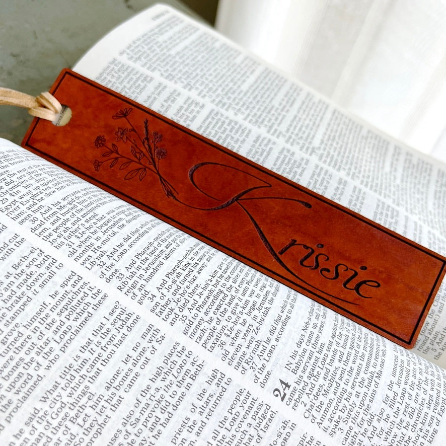 Leather Name Bookmark – Hand-Drawn Wildflowers Personalized Gift
