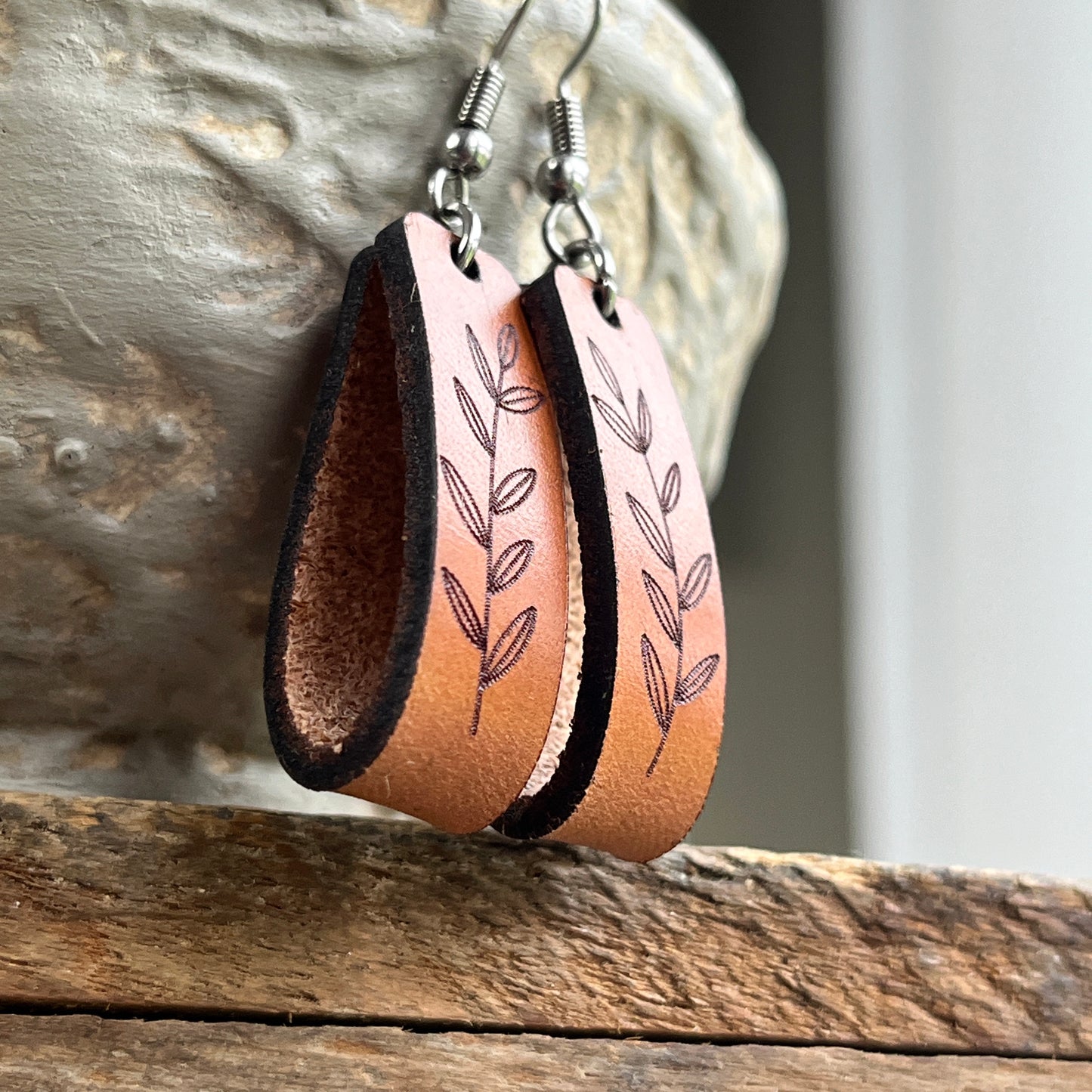 Boho Genuine Leather Engraved Earrings with Leaf Design, Modern Loop Earrings