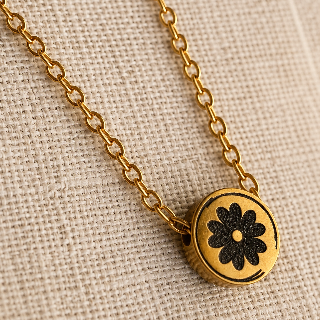 gold flower pendant necklace